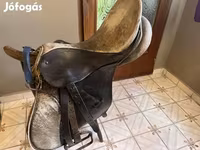Ugrónyereg (NDK gyártmányú ) — zdjęcie 1
