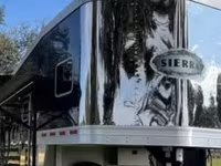 2017 Trails West Sierra Prestige 831 Gooseneck Horse Trailer — fotografija 4