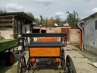 eladó hintó — Foto 1